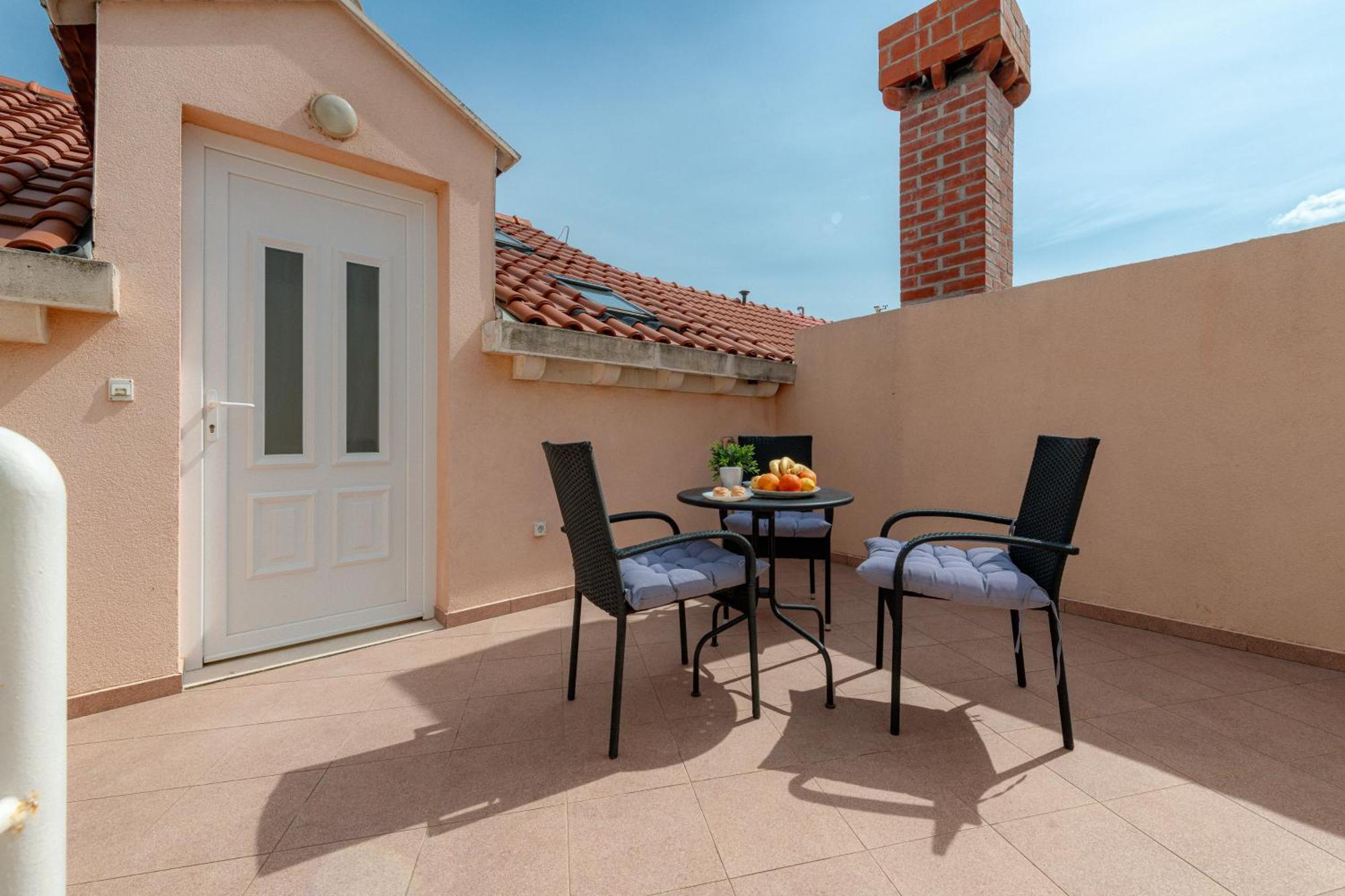 Apartment Mirna Дубровник Екстериор снимка